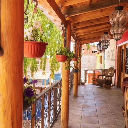 Hotel La Estacion Креел Екстериор снимка