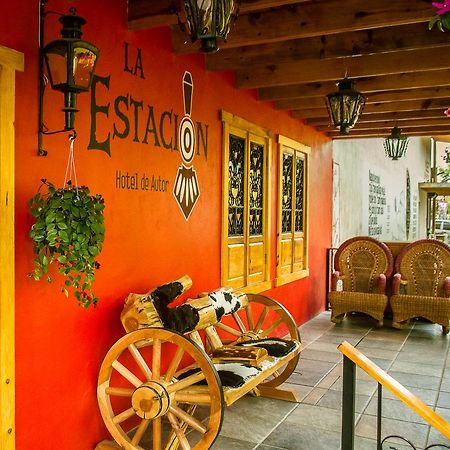 Hotel La Estacion Креел Екстериор снимка