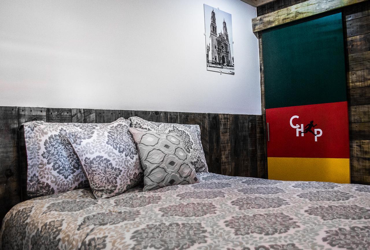 Hotel La Estacion Креел Екстериор снимка