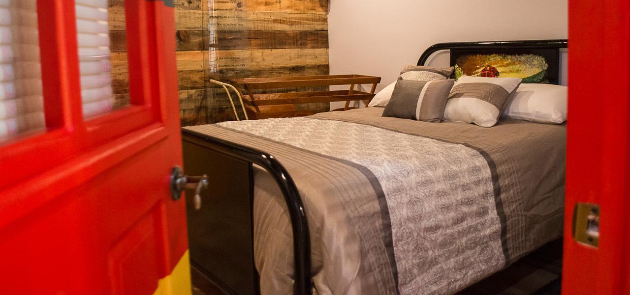 Hotel La Estacion Креел Екстериор снимка